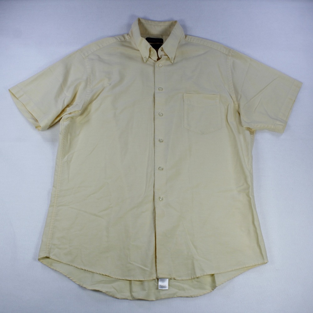 Covington Short-Sleeve Shirt – Light Pastel Yellow –‎ Size L